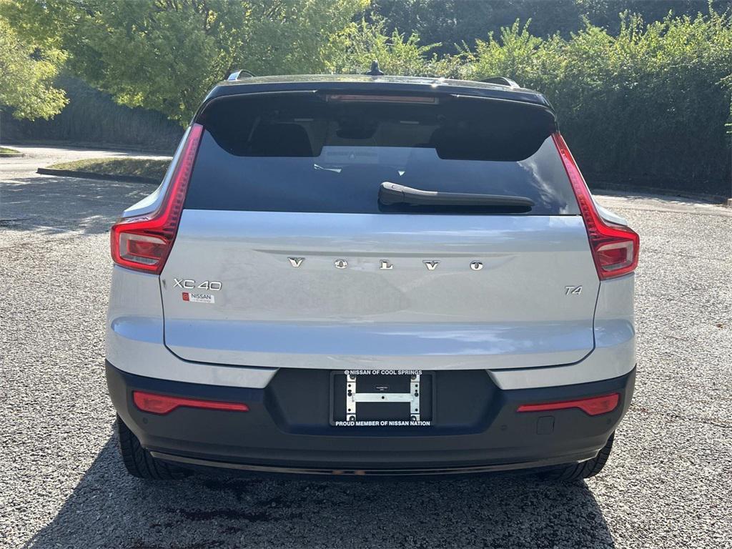 used 2022 Volvo XC40 car, priced at $25,921
