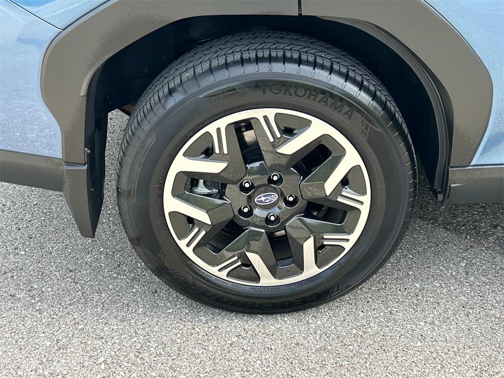 used 2025 Subaru Forester car, priced at $30,899