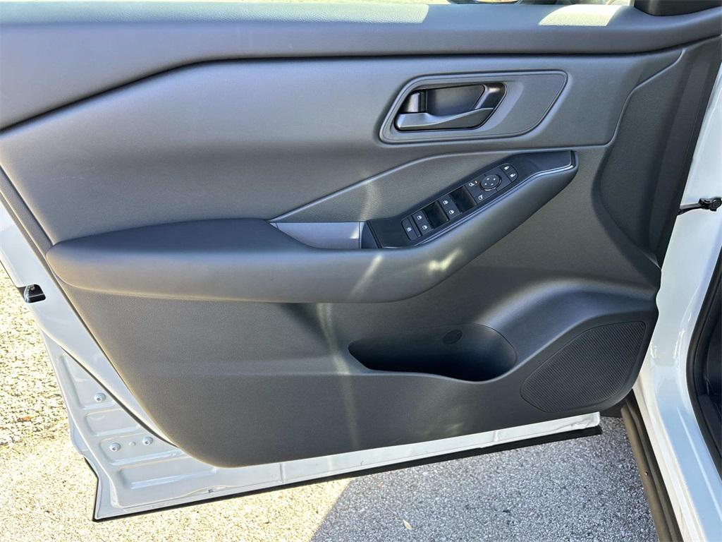 used 2025 Nissan Rogue car, priced at $26,426