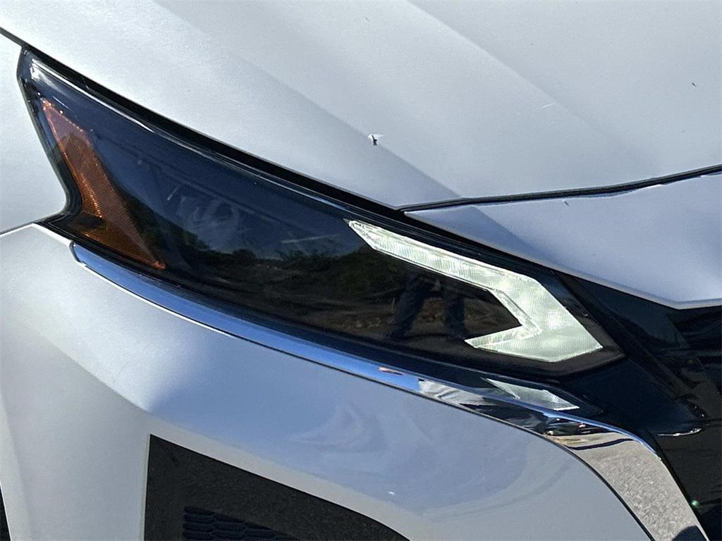new 2025 Nissan Altima car, priced at $32,253