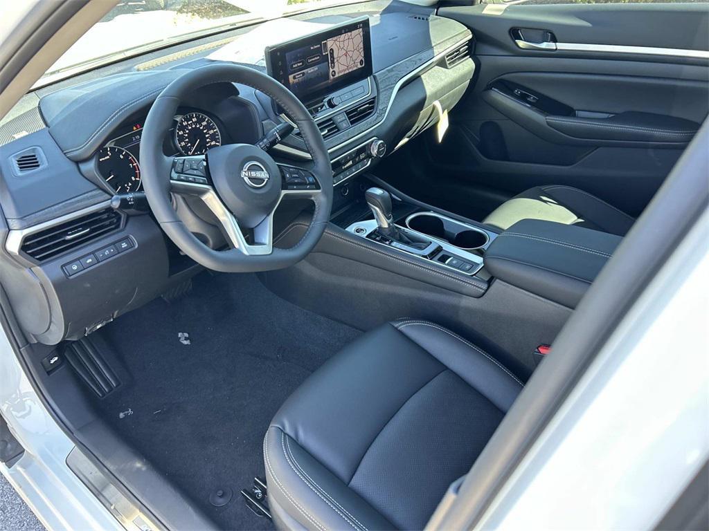 new 2025 Nissan Altima car, priced at $32,253