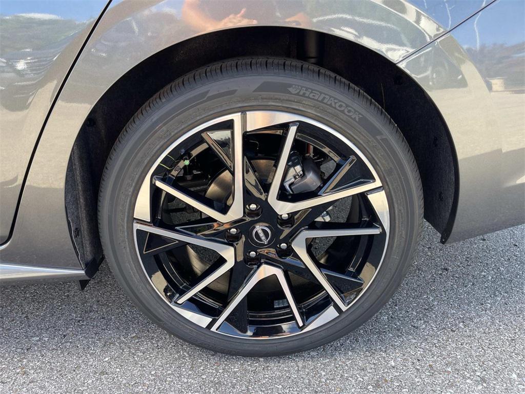 new 2025 Nissan Sentra car, priced at $23,054