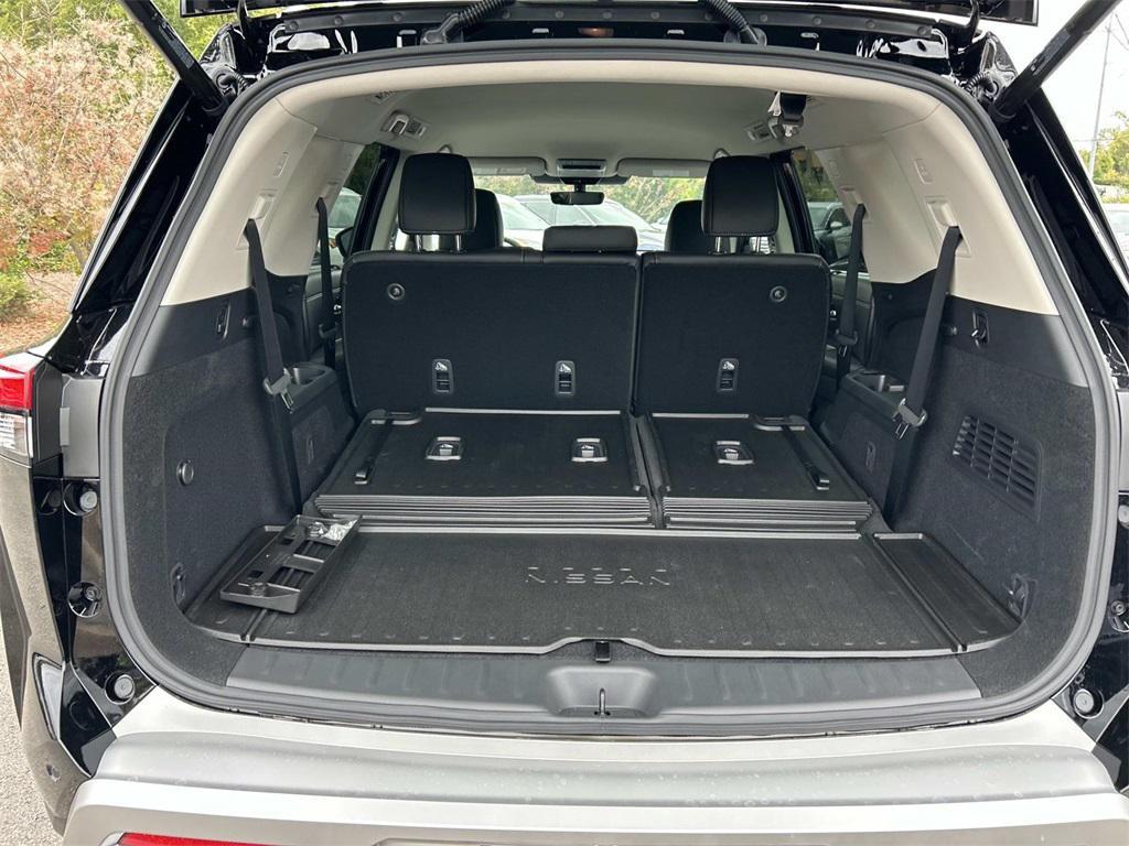 new 2025 Nissan Pathfinder car, priced at $38,619
