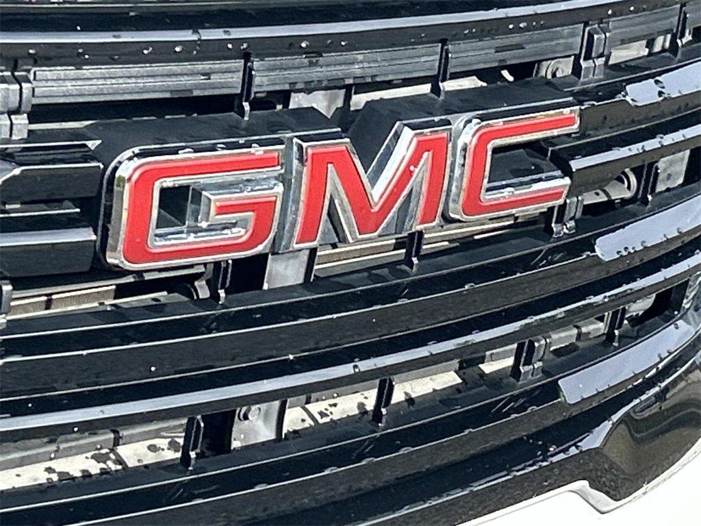 used 2022 GMC Acadia car, priced at $20,970