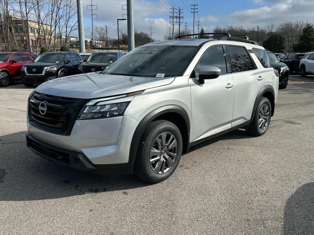 new 2025 Nissan Pathfinder car, priced at $40,701