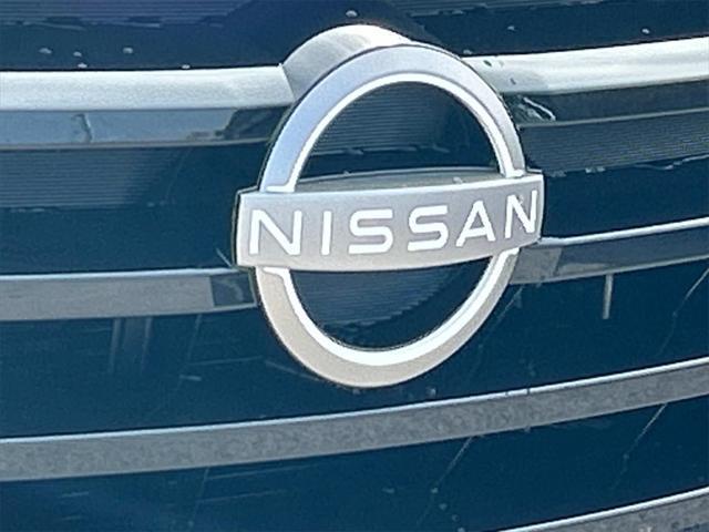 new 2025 Nissan Pathfinder car, priced at $40,701