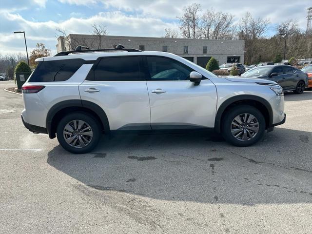 new 2025 Nissan Pathfinder car, priced at $40,701