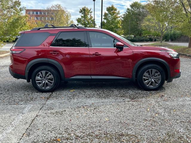 used 2024 Nissan Pathfinder car, priced at $34,400