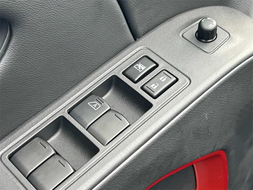 new 2025 Nissan Frontier car, priced at $42,982