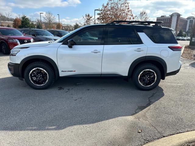 new 2025 Nissan Pathfinder car, priced at $43,609