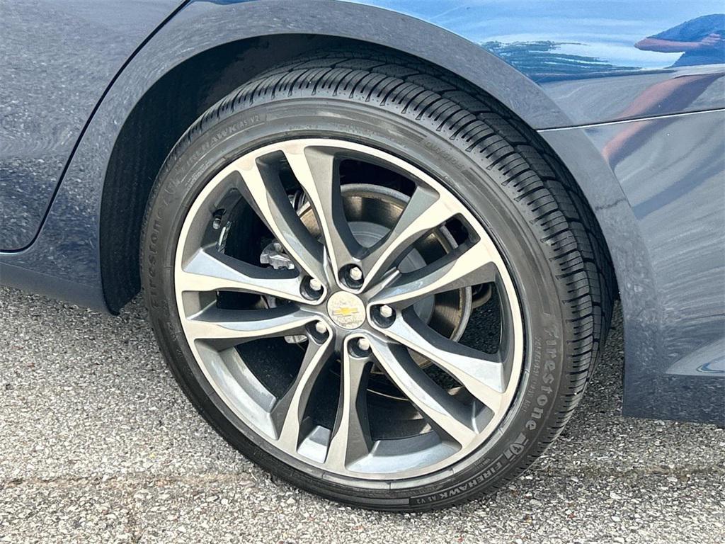 used 2022 Chevrolet Malibu car, priced at $14,912
