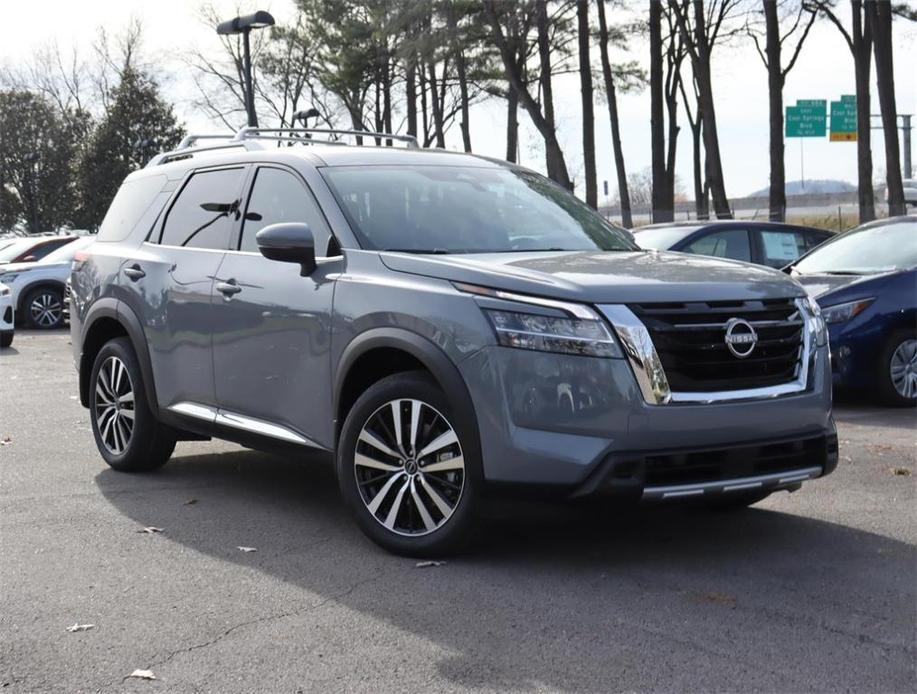 new 2024 Nissan Pathfinder car, priced at $44,935