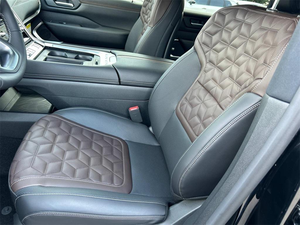 new 2025 Nissan Armada car, priced at $80,170