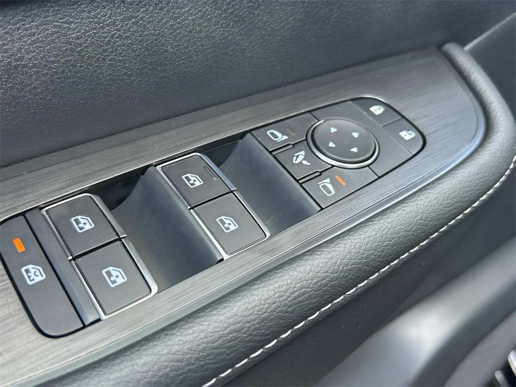 new 2025 Nissan Armada car, priced at $80,170