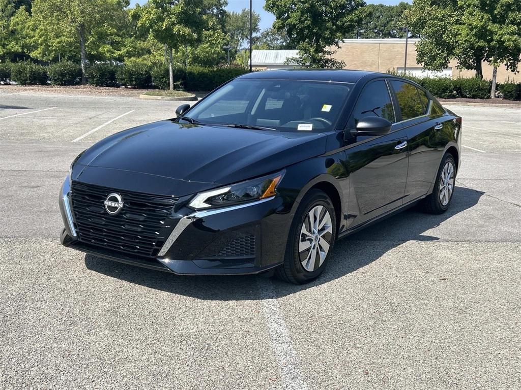 used 2025 Nissan Altima car, priced at $23,002