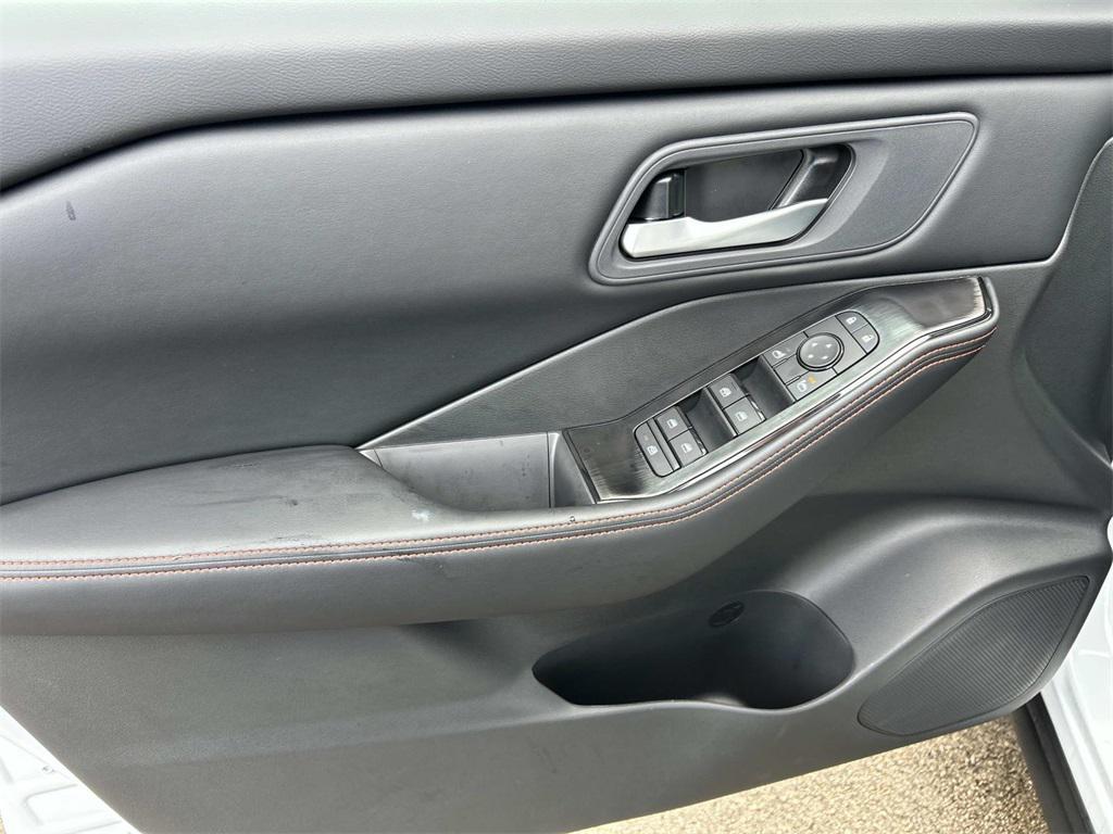 new 2026 Nissan Rogue car, priced at $31,889