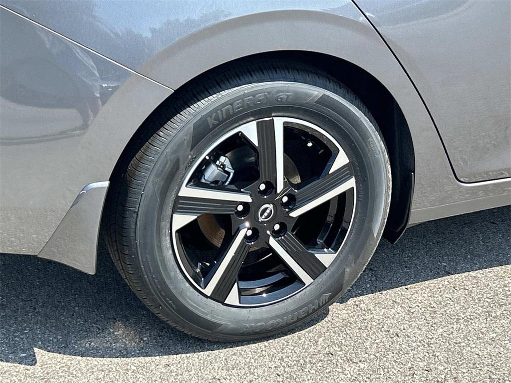 new 2025 Nissan Sentra car, priced at $21,780