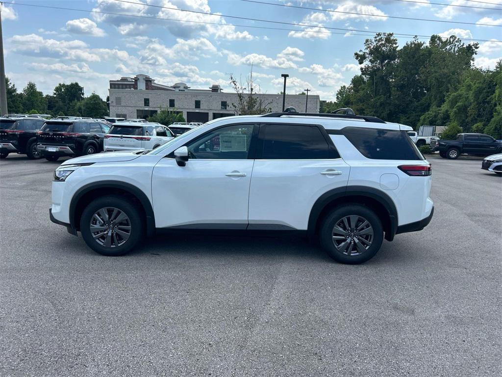 new 2025 Nissan Pathfinder car, priced at $33,580