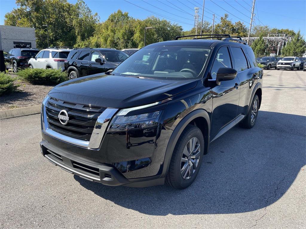 new 2025 Nissan Pathfinder car, priced at $35,174