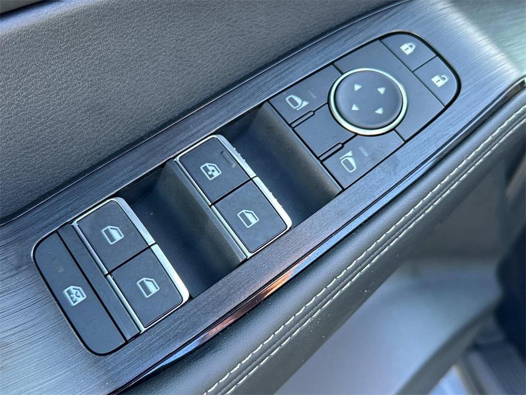 new 2025 Nissan Rogue car, priced at $41,558