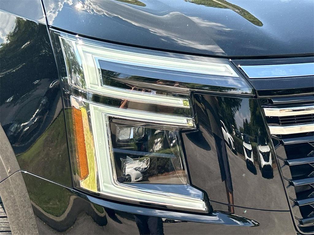 new 2025 Nissan Armada car, priced at $80,737