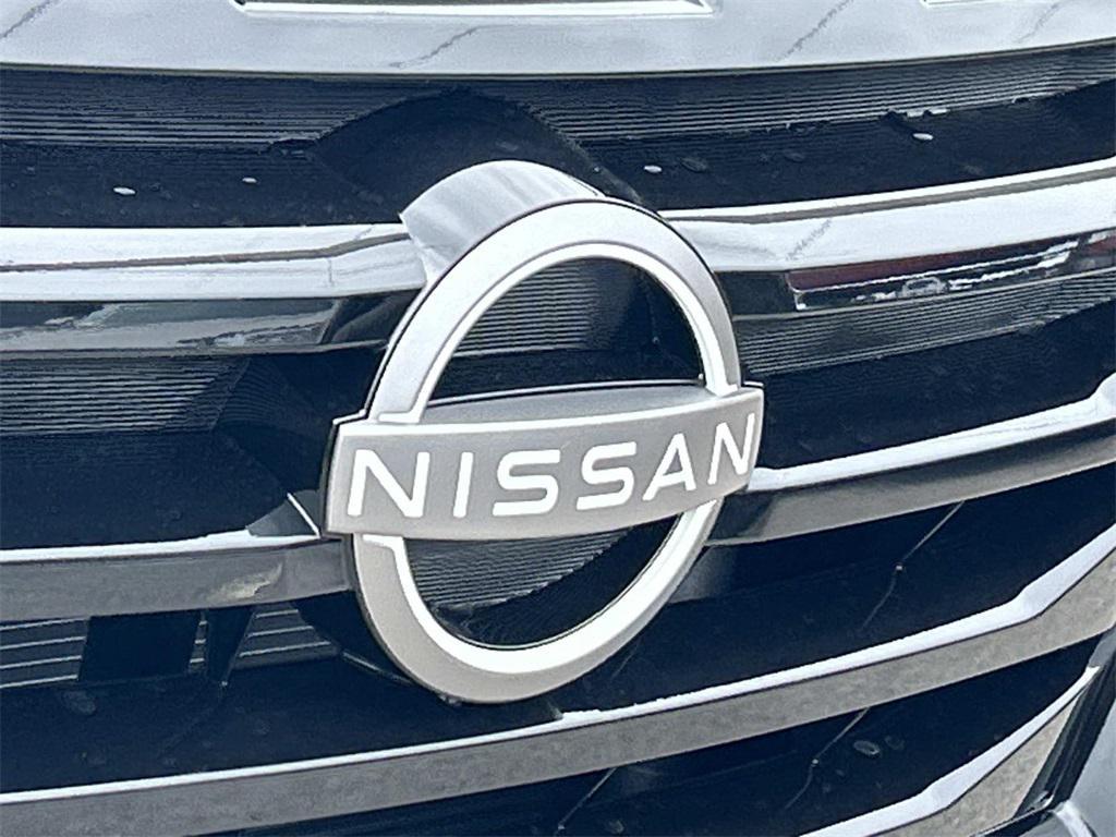 new 2025 Nissan Pathfinder car, priced at $33,689