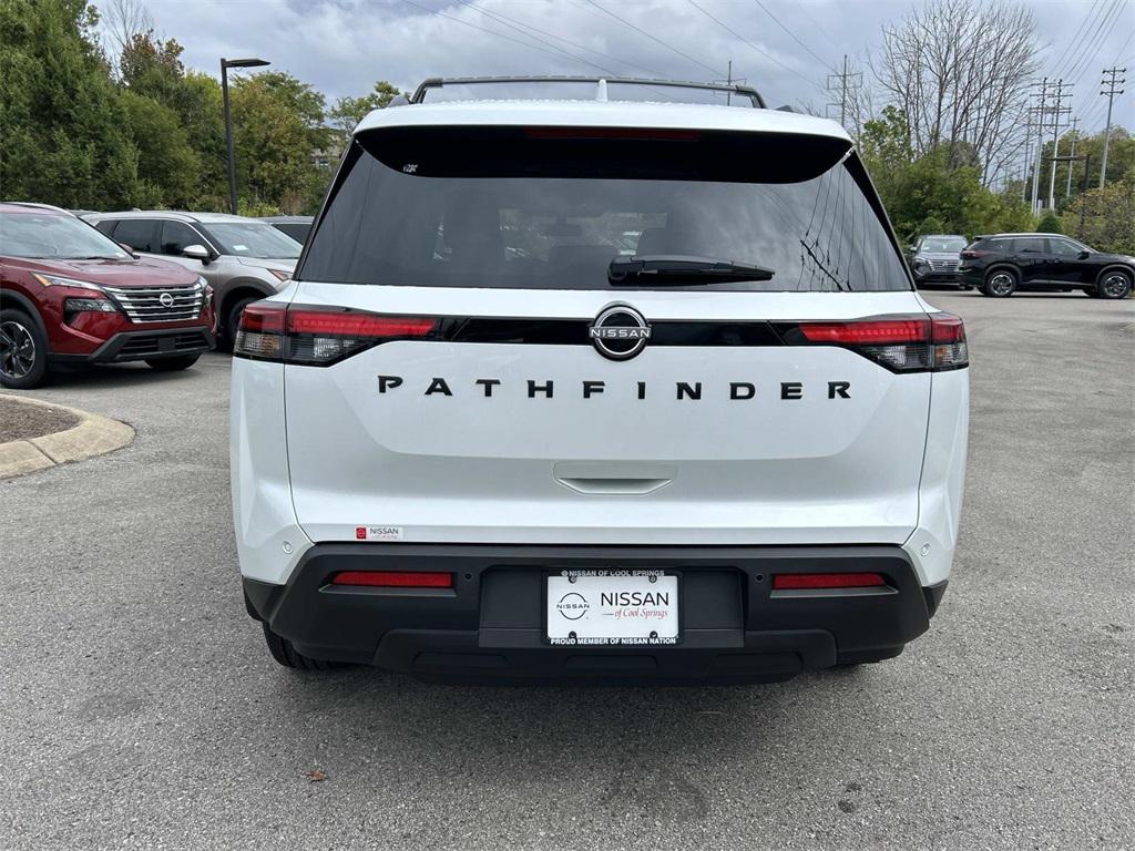 new 2025 Nissan Pathfinder car, priced at $33,689