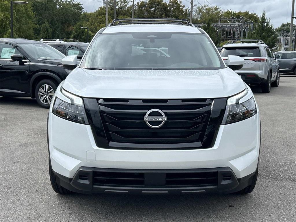 new 2025 Nissan Pathfinder car, priced at $33,689