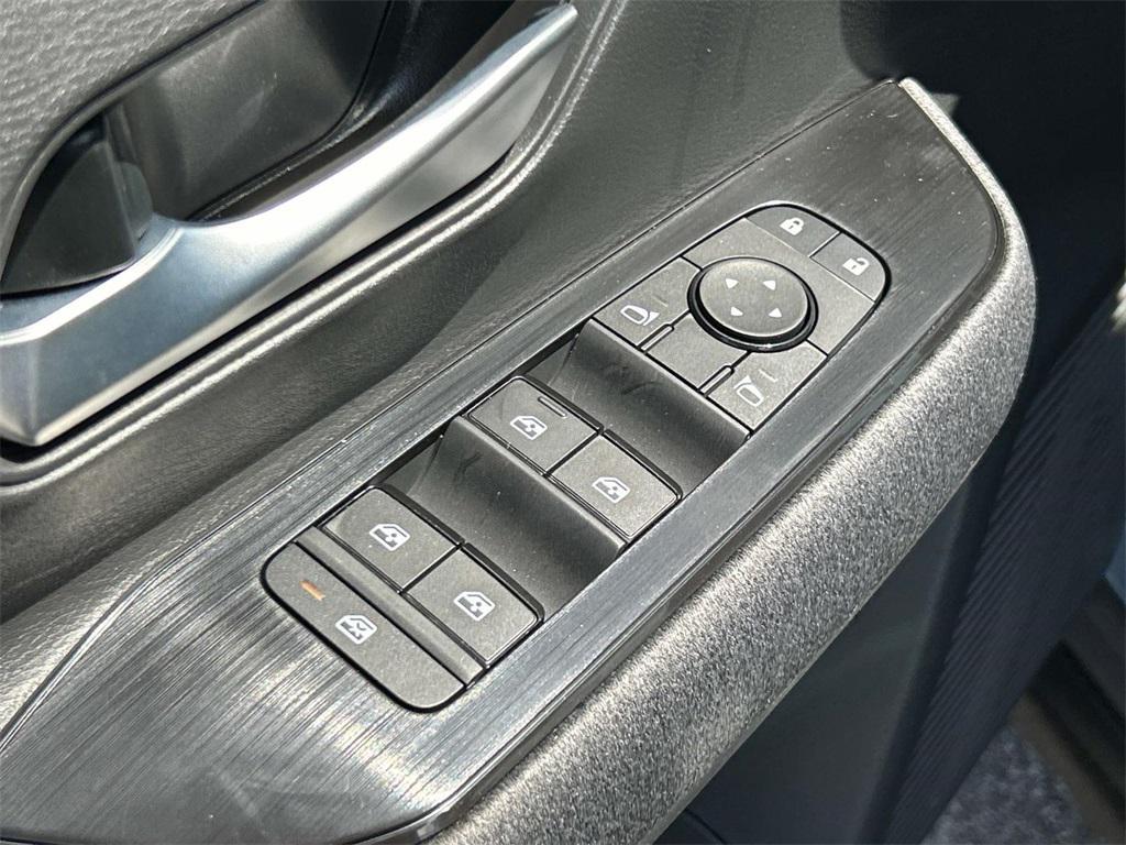 new 2025 Nissan Kicks car, priced at $21,965