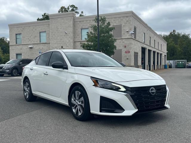 new 2025 Nissan Altima car, priced at $25,452