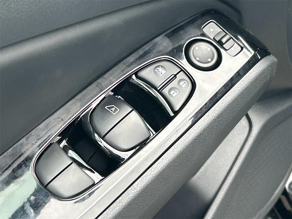 new 2025 Nissan Altima car, priced at $33,237