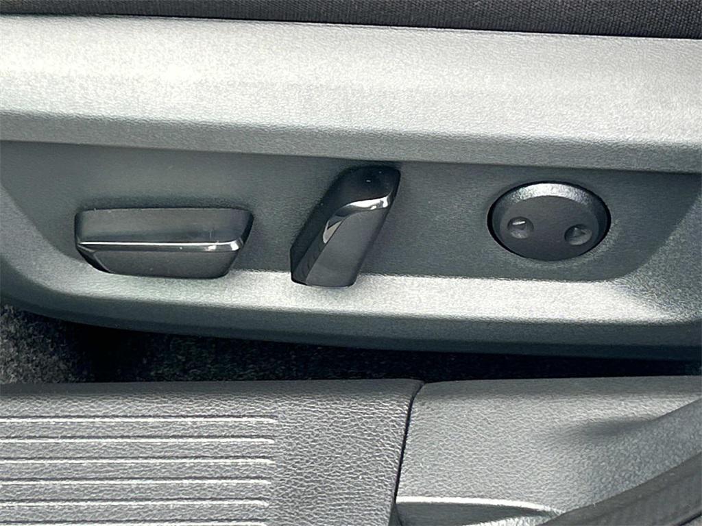 new 2026 Nissan Rogue car, priced at $27,763