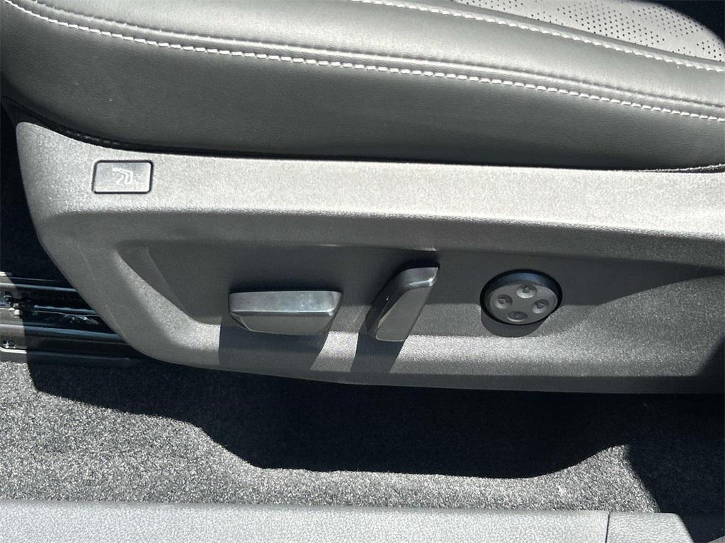 new 2025 Nissan Murano car, priced at $44,313