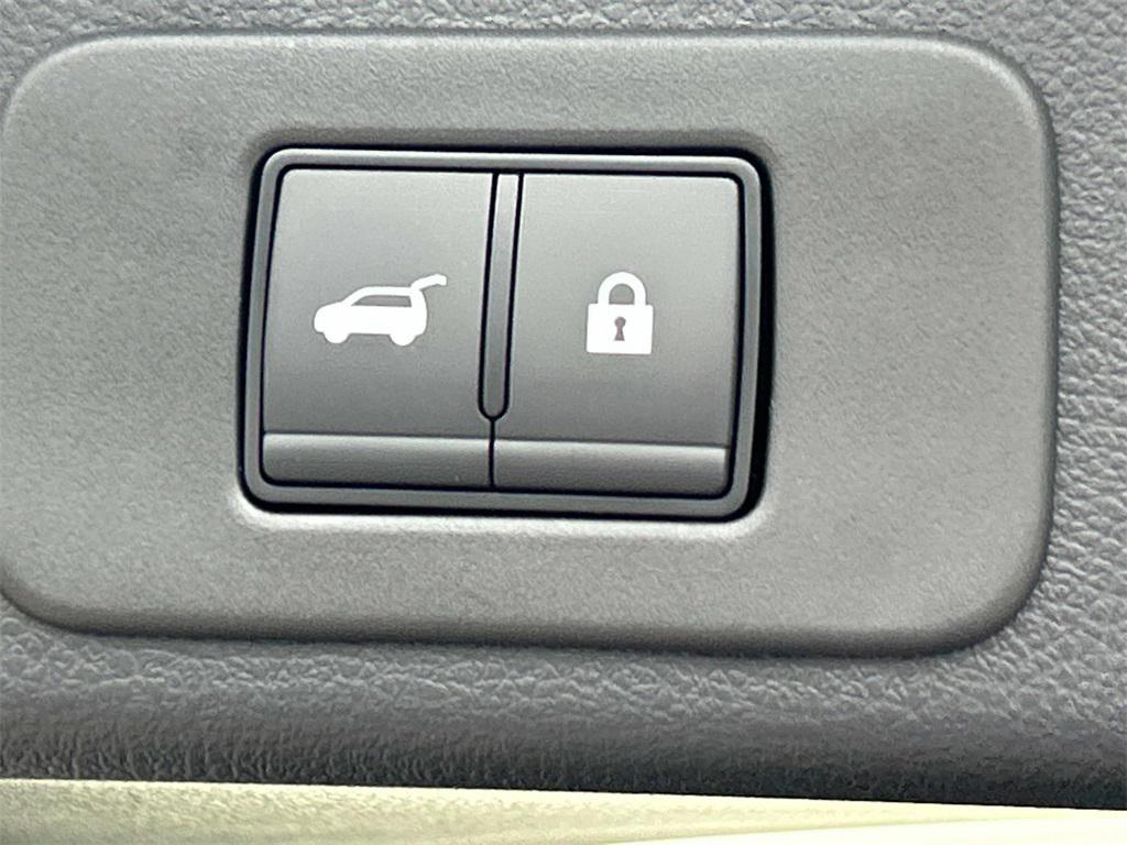 new 2025 Nissan Murano car, priced at $40,657