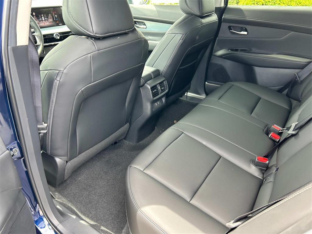 new 2025 Nissan Murano car, priced at $40,657