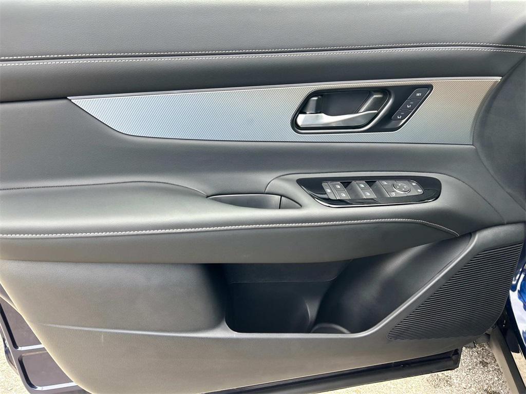 new 2025 Nissan Murano car, priced at $40,657