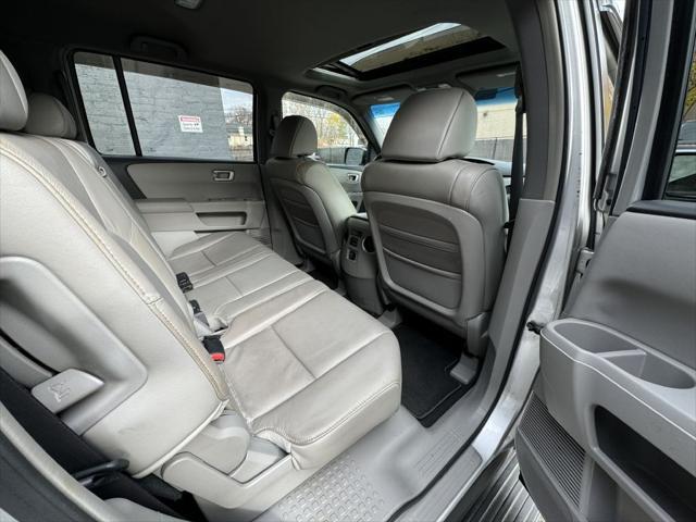 used 2009 Honda Pilot car, priced at $14,975