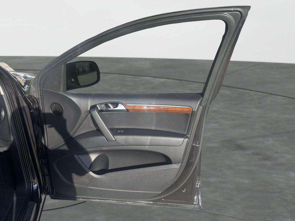 used 2015 Audi Q7 car, priced at $8,500