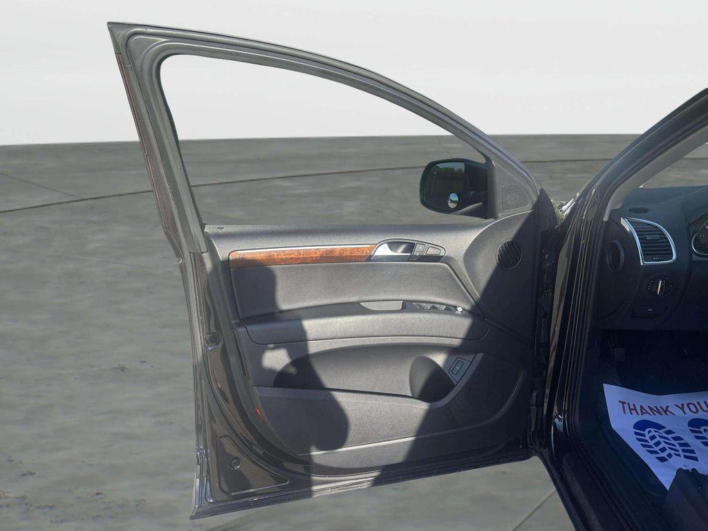 used 2015 Audi Q7 car, priced at $8,500