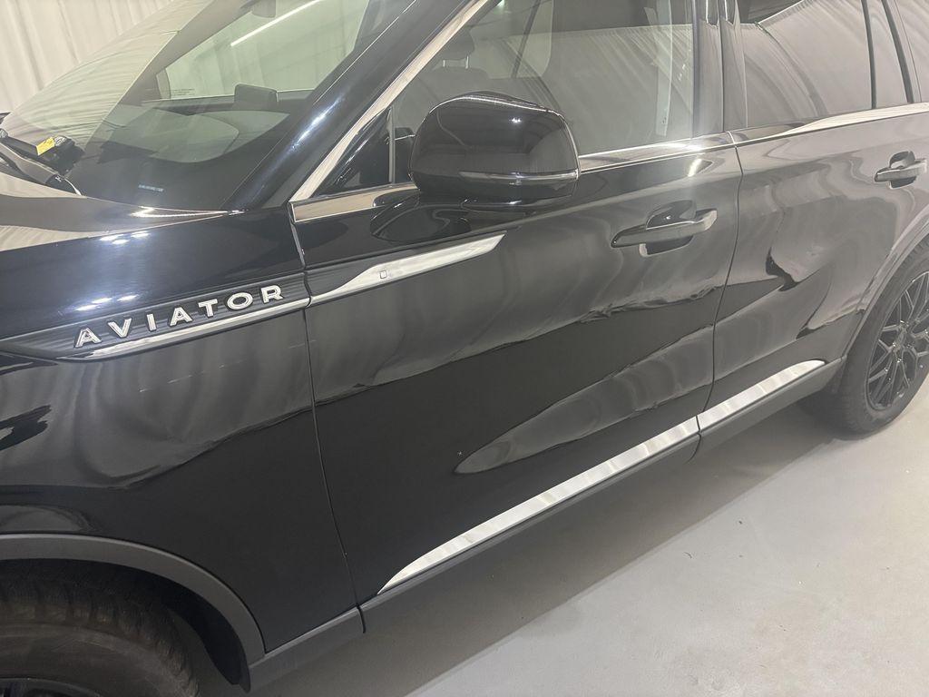 used 2022 Lincoln Aviator car, priced at $44,000