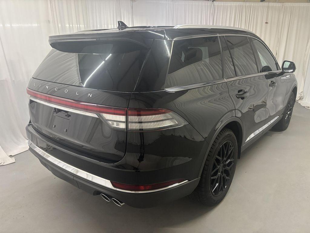 used 2022 Lincoln Aviator car, priced at $44,000