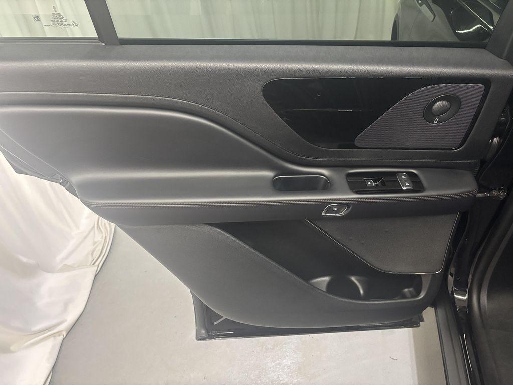 used 2022 Lincoln Aviator car, priced at $44,000