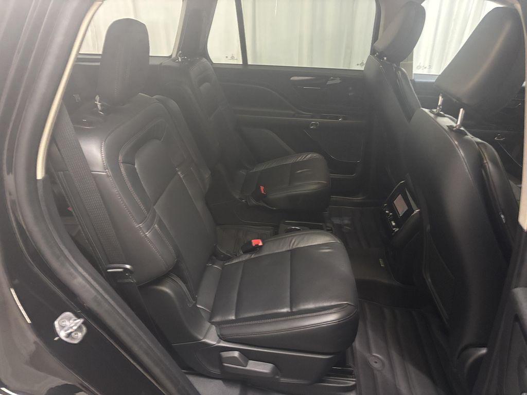 used 2022 Lincoln Aviator car, priced at $44,000