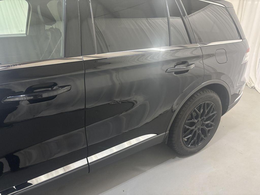 used 2022 Lincoln Aviator car, priced at $44,000