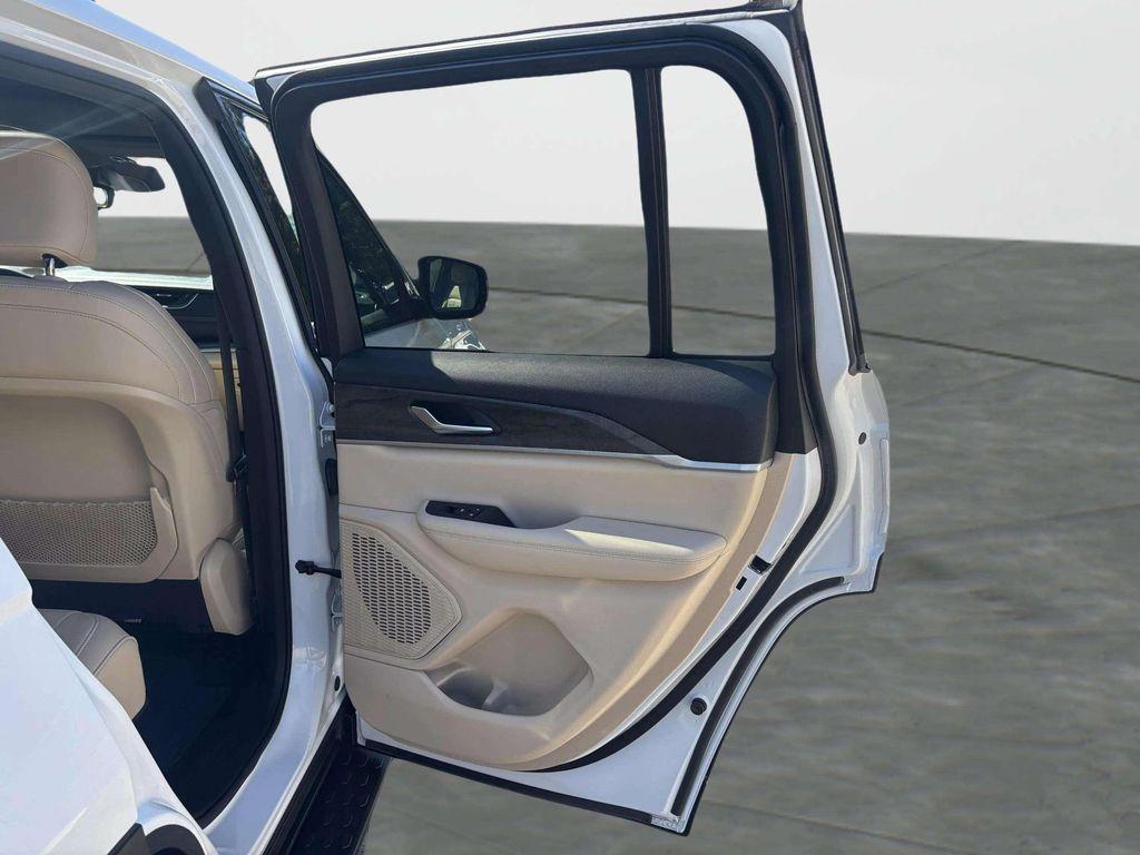 used 2023 Jeep Grand Cherokee car, priced at $33,500