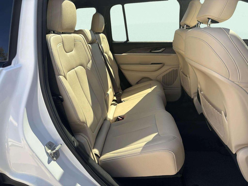 used 2023 Jeep Grand Cherokee car, priced at $33,500