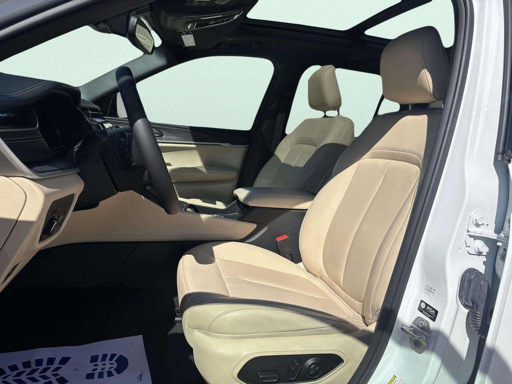 used 2023 Jeep Grand Cherokee car, priced at $33,500