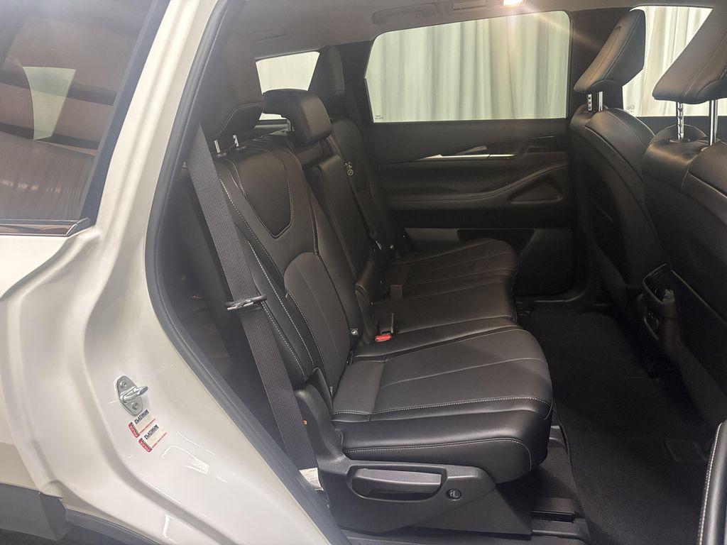 used 2024 INFINITI QX60 car, priced at $37,000