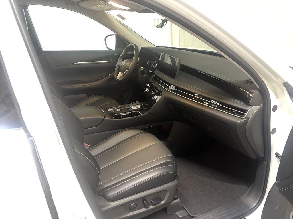used 2024 INFINITI QX60 car, priced at $37,000
