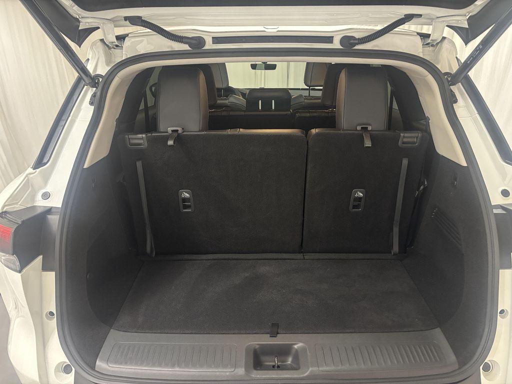 used 2024 INFINITI QX60 car, priced at $37,000